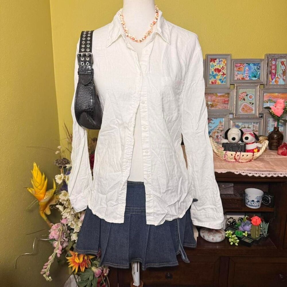 Love Tree Women’s White Button Up Long Sleeve Shirt Size Large Casual Basic Top